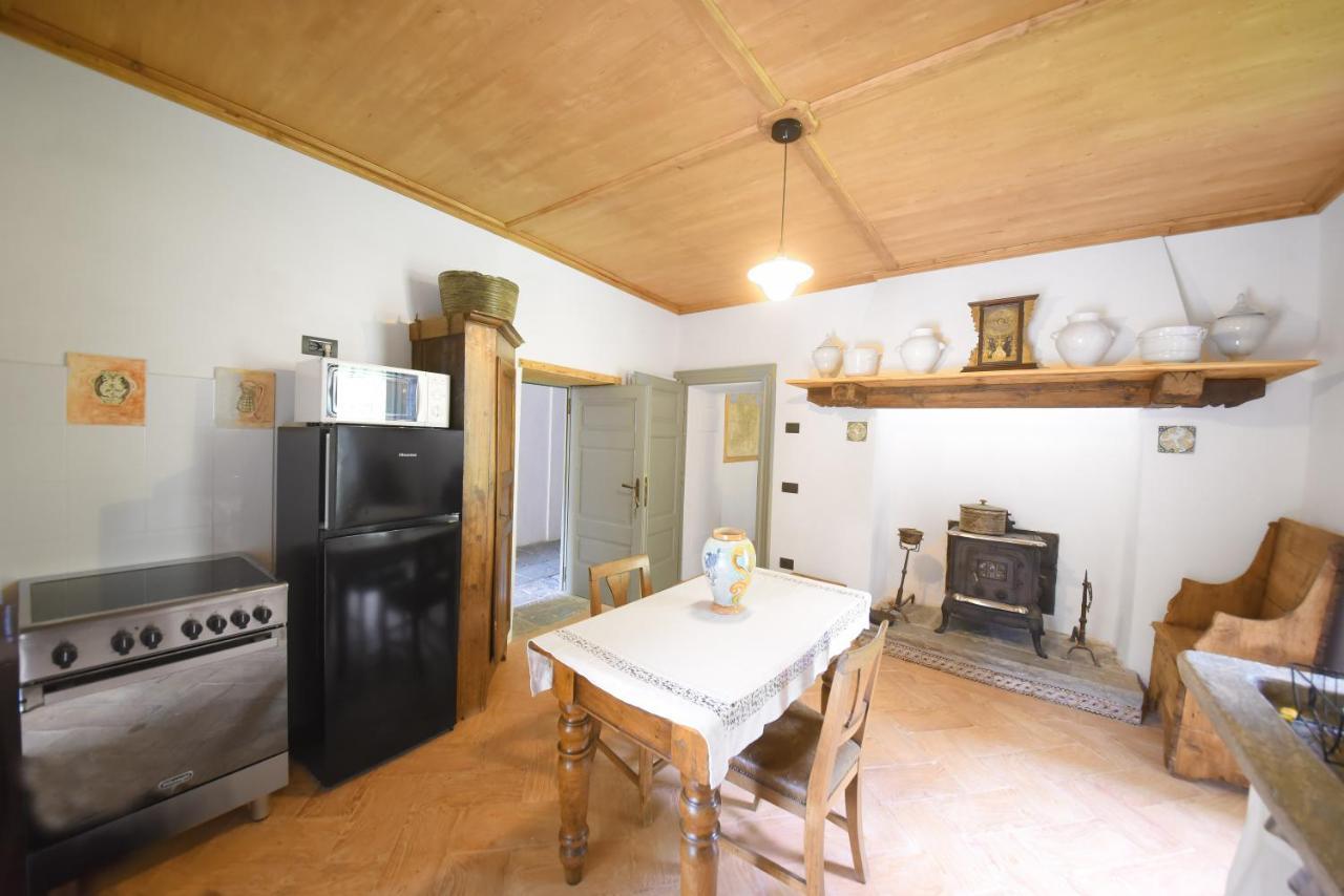 Vila Piano Nobile Al Roseto Del Drago San Bernardo  Exteriér fotografie